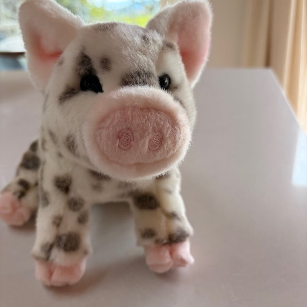 NWT - Douglas Cuddle Toys - Pauline the friendly plush Pig - Brand new with tags
